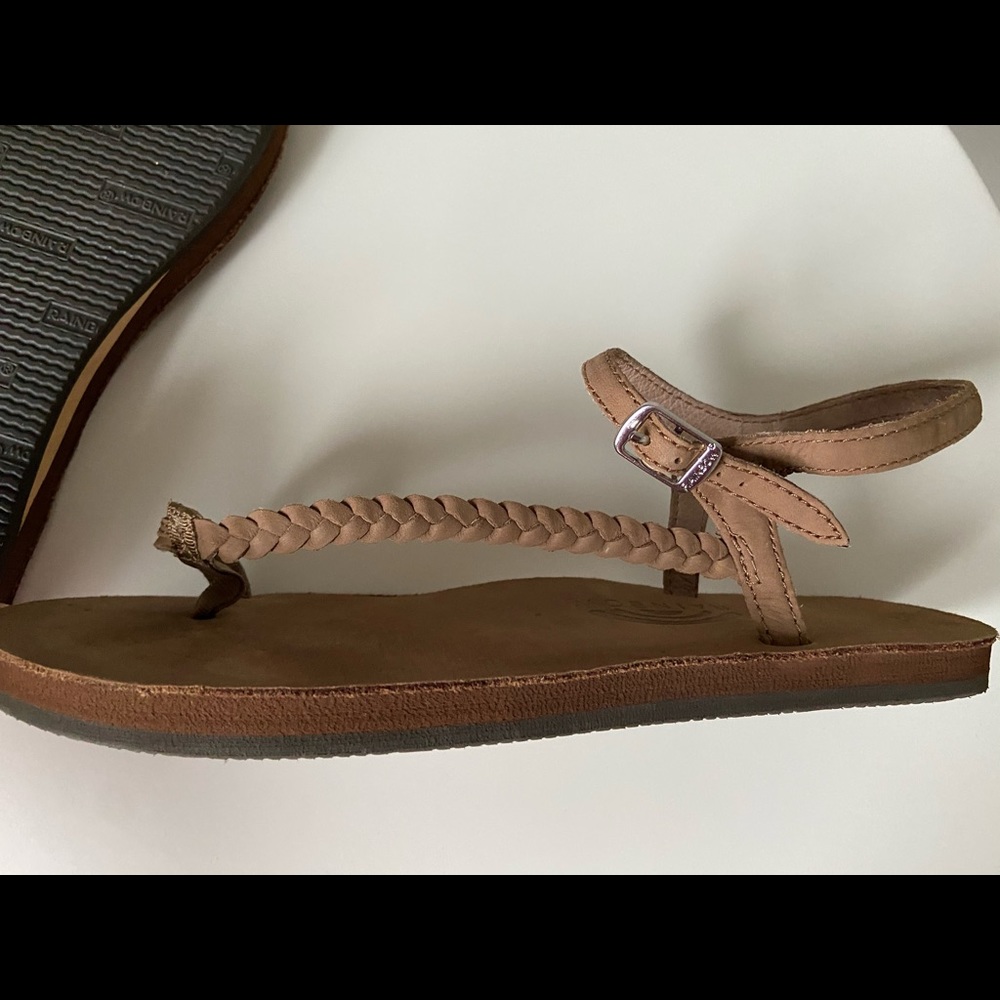 NWOT Rainbow 9.5 flirty braid sandals